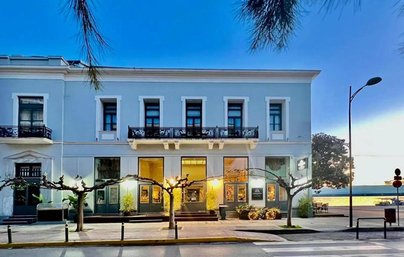 Panellinion Luxury Rooms Каламата Екстер'єр фото