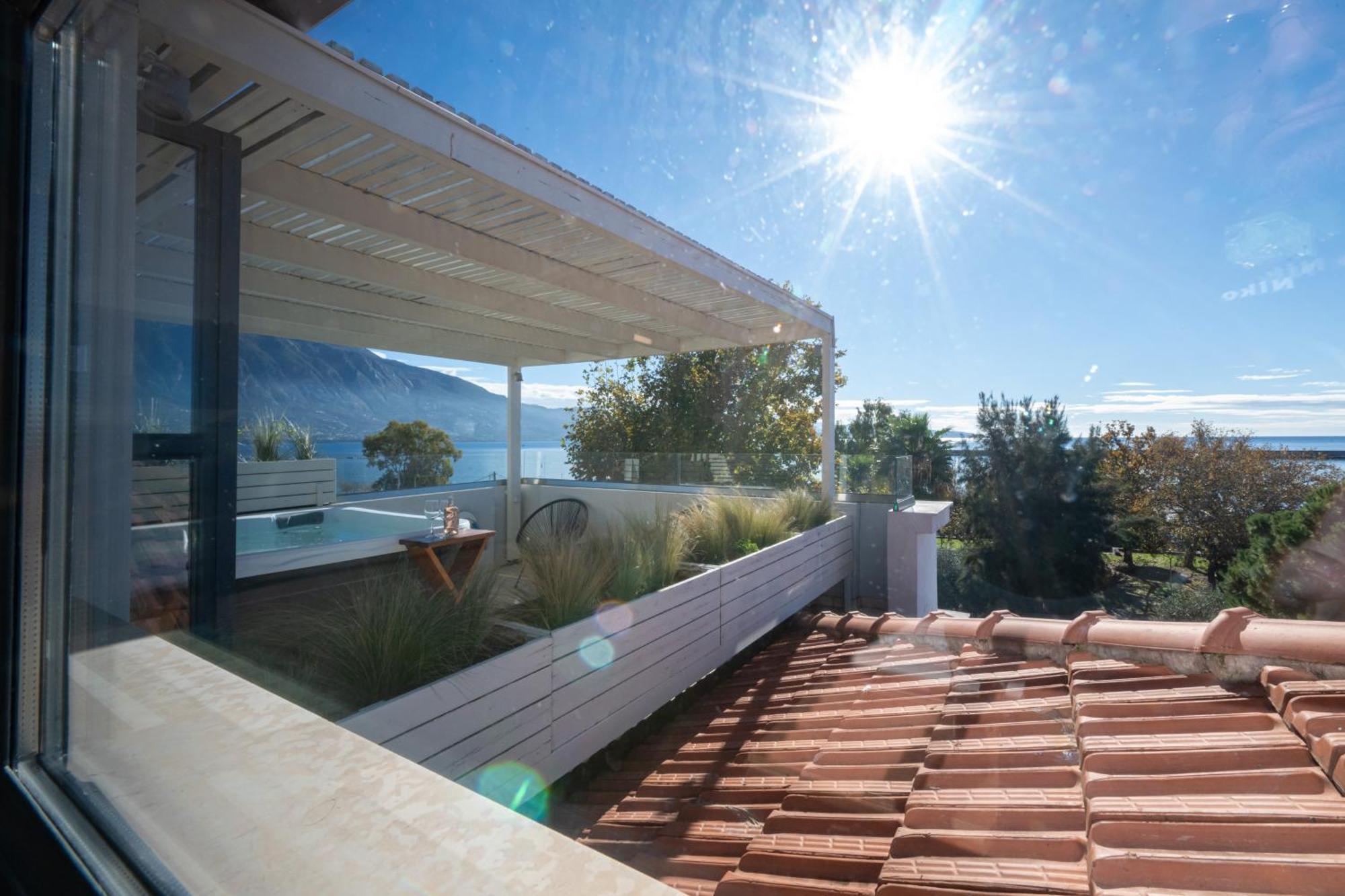 Panellinion Luxury Rooms Каламата Екстер'єр фото